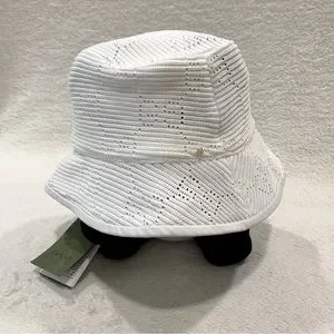 NWT Authentic Gucci Women\'s Pink Malibu Leather-trimmed Crocheted Bucket Hat Gucci | Accessories | Nwt Authentic Gucci Malibu  main image 2